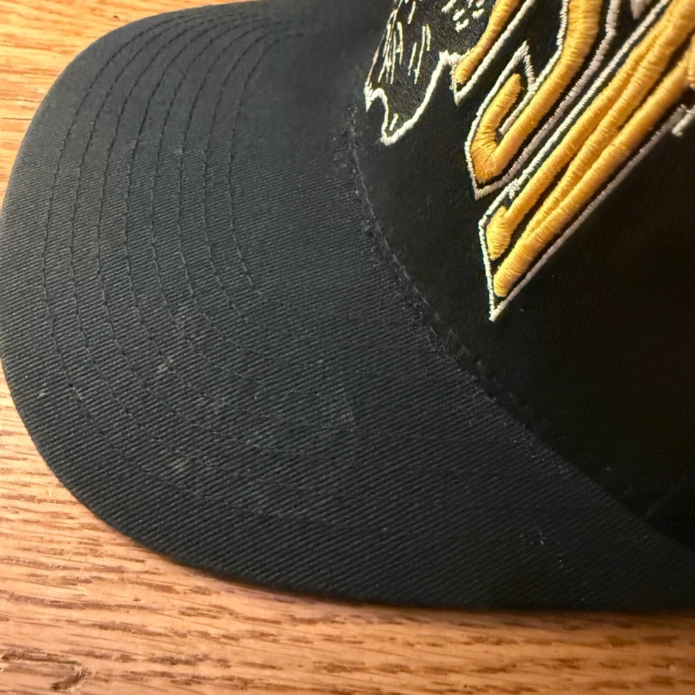 10 Deep Tenth Division Snapback Starter Hat with Yellow Embroidery - Picture 3 of 8